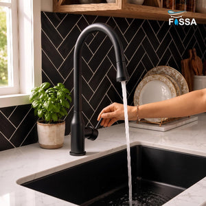 Smooth operation helps make routine kitchen washing simple and convenient.